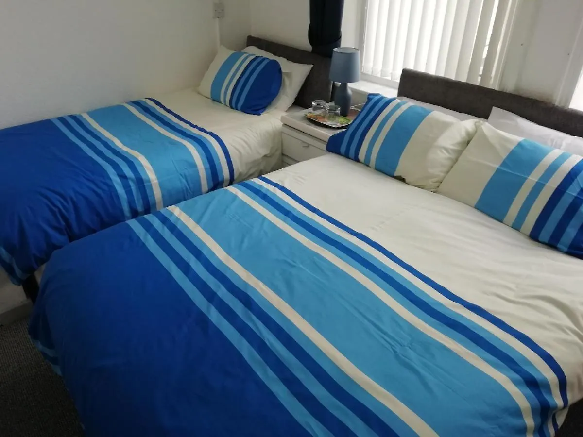 The Shining Diamond Bed & Breakfast Blackpool