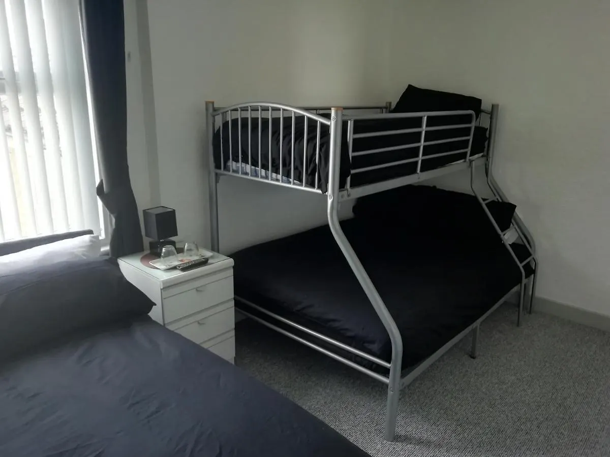 The Shining Diamond Bed & Breakfast Blackpool 3*,